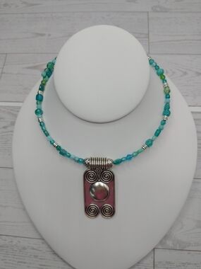 New Hand Crafted Memory Wire Cluster Chunky Beaded Choker Necklace